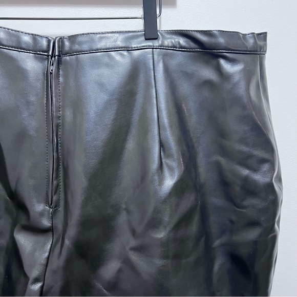 Y2K Un Deux Trois Black High Rise Faux Leather Straight Leg Pants Grommet Detail - Picture 9 of 11